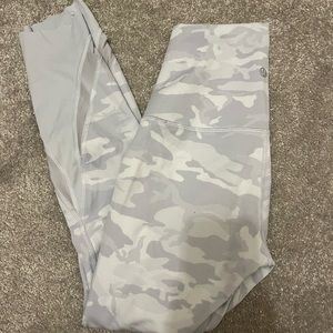 Lululemon wunder under leggings